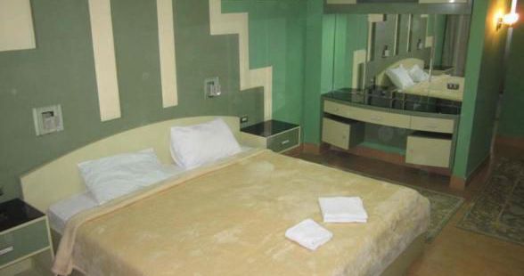 Apartment For Rent In Qism El-Khalifa - Cairo