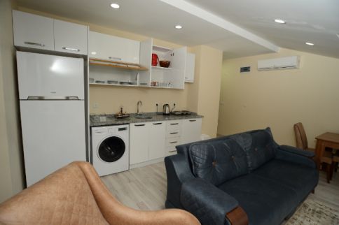 Independent Floor For Rent In Kagithane - Istanbul