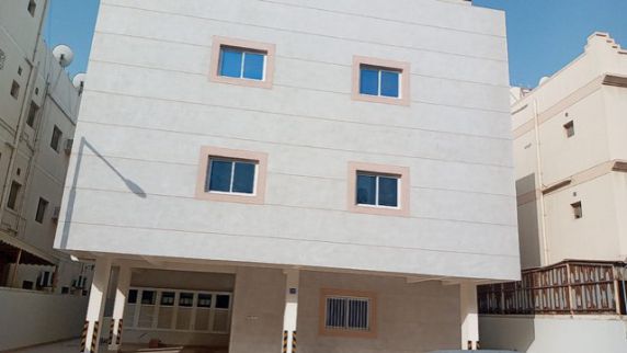عمارة للإيجار فى جد علي - الوسطى