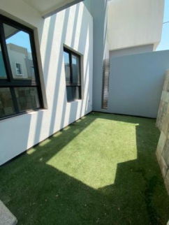 فيلا للإيجار فى سار - الشمالية