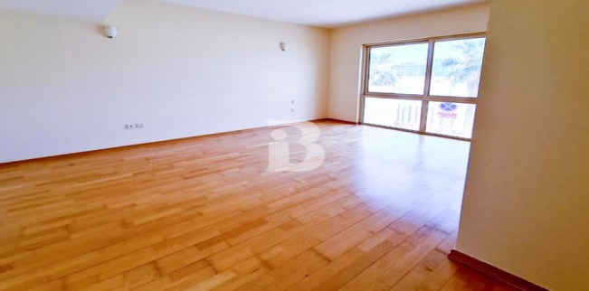 فيلا للإيجار