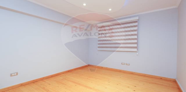 Apartment For Sale In Smoha - Qism Sidi Gabir - Alexandria