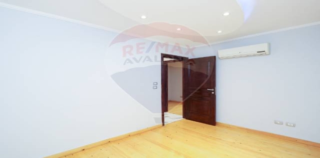 Apartment For Sale In Smoha - Qism Sidi Gabir - Alexandria
