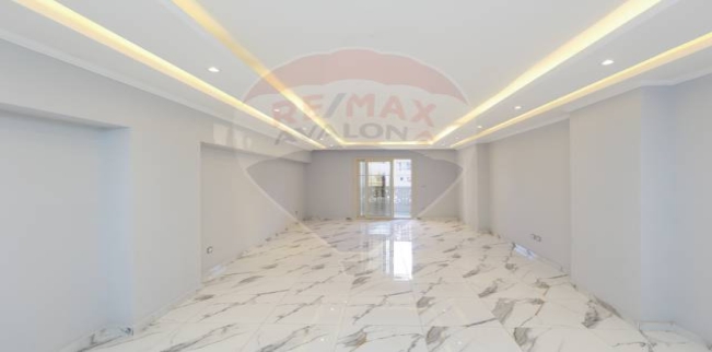 Apartment For Sale In Smoha - Qism Sidi Gabir - Alexandria