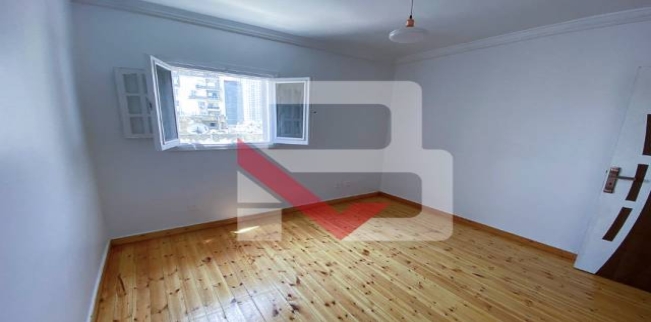 Apartment For Sale In Ganaklis - Qism El-Raml - Alexandria