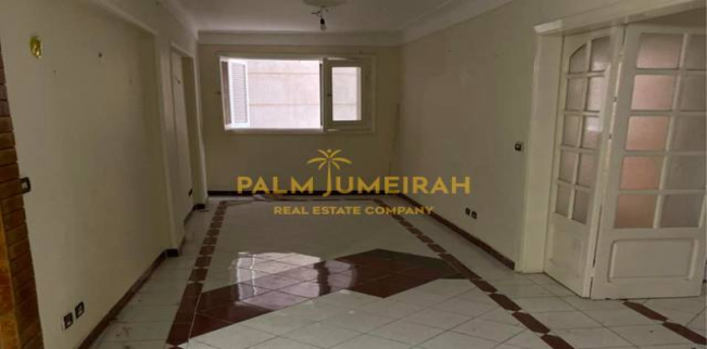 شقة للبيع فى جناكليس - قسم الرمل - الإسكندرية