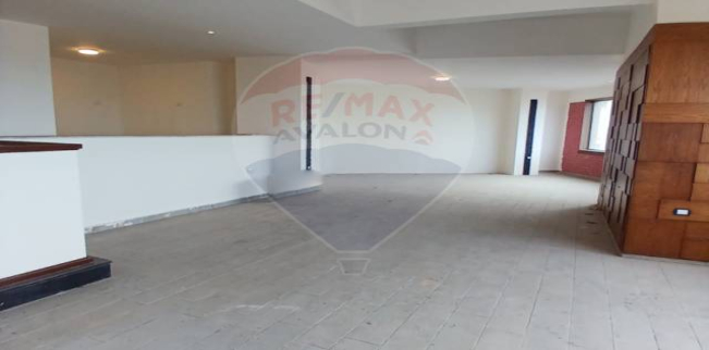 محل تجاري للإيجار فى جليم - قسم الرمل - الإسكندرية