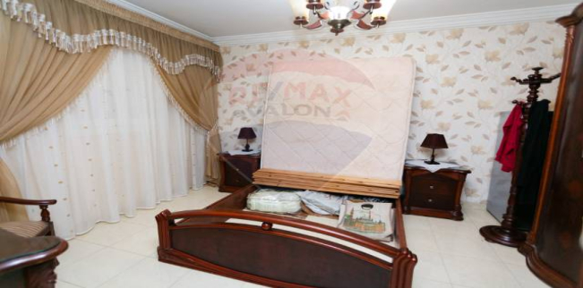 شقة للبيع فى سبورتنج - قسم سيدى جابر - الإسكندرية