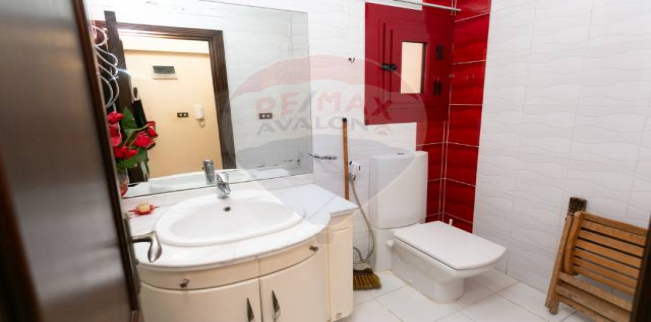 شقة للبيع فى سبورتنج - قسم سيدى جابر - الإسكندرية