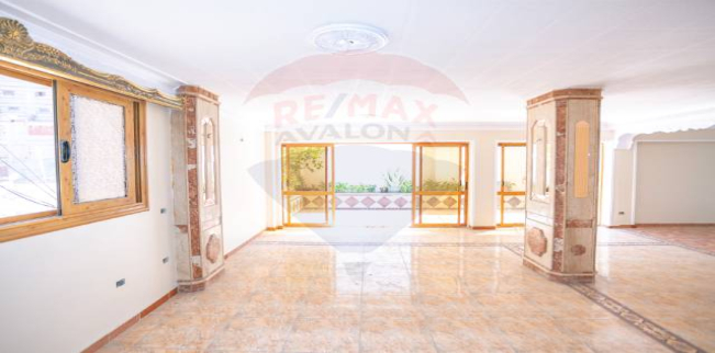 شقة للبيع فى ميامي - قسم المنتزه - الإسكندرية