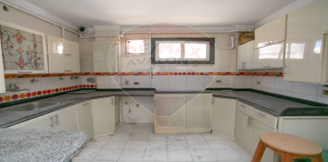 شقة للبيع فى ميامي - قسم المنتزه - الإسكندرية