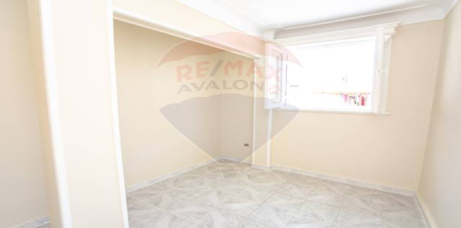 شقة للبيع فى ميامي - قسم المنتزه - الإسكندرية