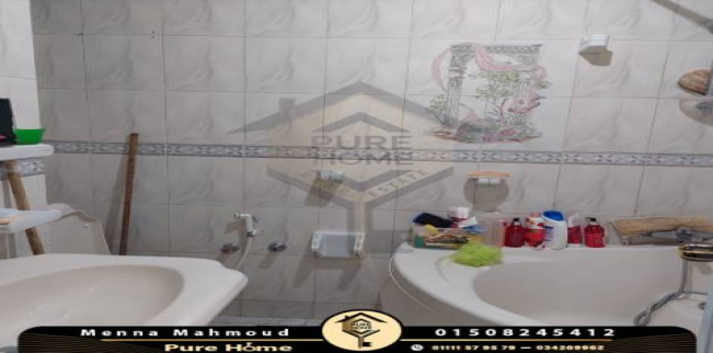 شقة للبيع فى جليم - قسم الرمل - الإسكندرية