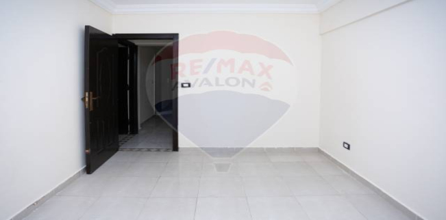 شقة للبيع فى سيدي بشر بحري - قسم المنتزه - الإسكندرية