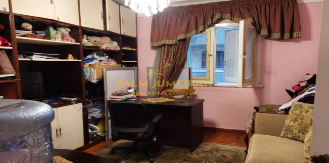 شقة للبيع فى جليم - قسم الرمل - الإسكندرية