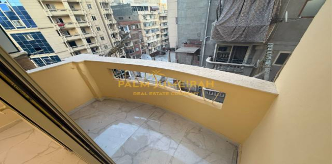 شقة للبيع فى ميامي - قسم المنتزه - الإسكندرية