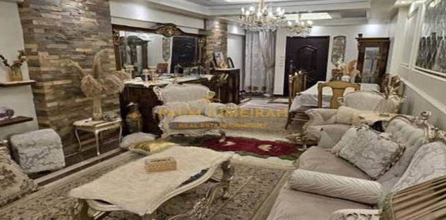 شقة للبيع فى لوران - قسم الرمل - الإسكندرية