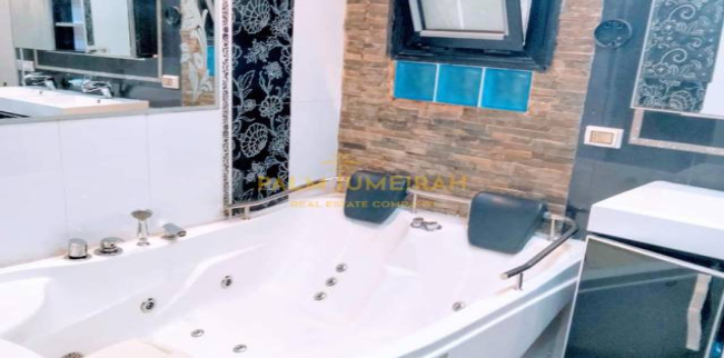 شقة للبيع فى لوران - قسم الرمل - الإسكندرية