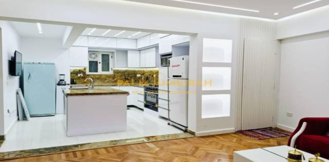 شقة للبيع فى لوران - قسم الرمل - الإسكندرية