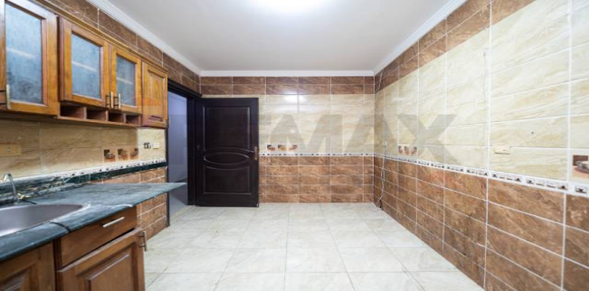 شقة للبيع فى ستانلي - قسم الرمل - الإسكندرية