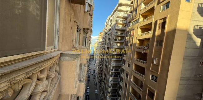 شقة للبيع فى سيدي بشر - قسم المنتزه - الإسكندرية