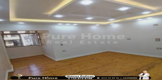 شقة للإيجار فى لوران - قسم الرمل - الإسكندرية